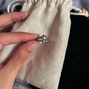 James Avery Silver Heart Split Shank Ring